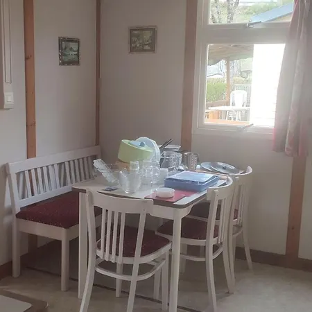 Chalet, Animaux Admis - 5 Pers. - Api-1-52-2513 Kemp