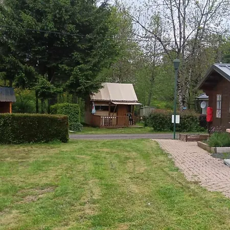 Chalet, Animaux Admis - 5 Pers. - Api-1-52-2513 Кемпинг Ла-Тур-д'Овернь